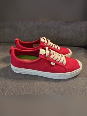 NWT Cariuma Red Low-Top Canvas Sneakers - Men's 10.5